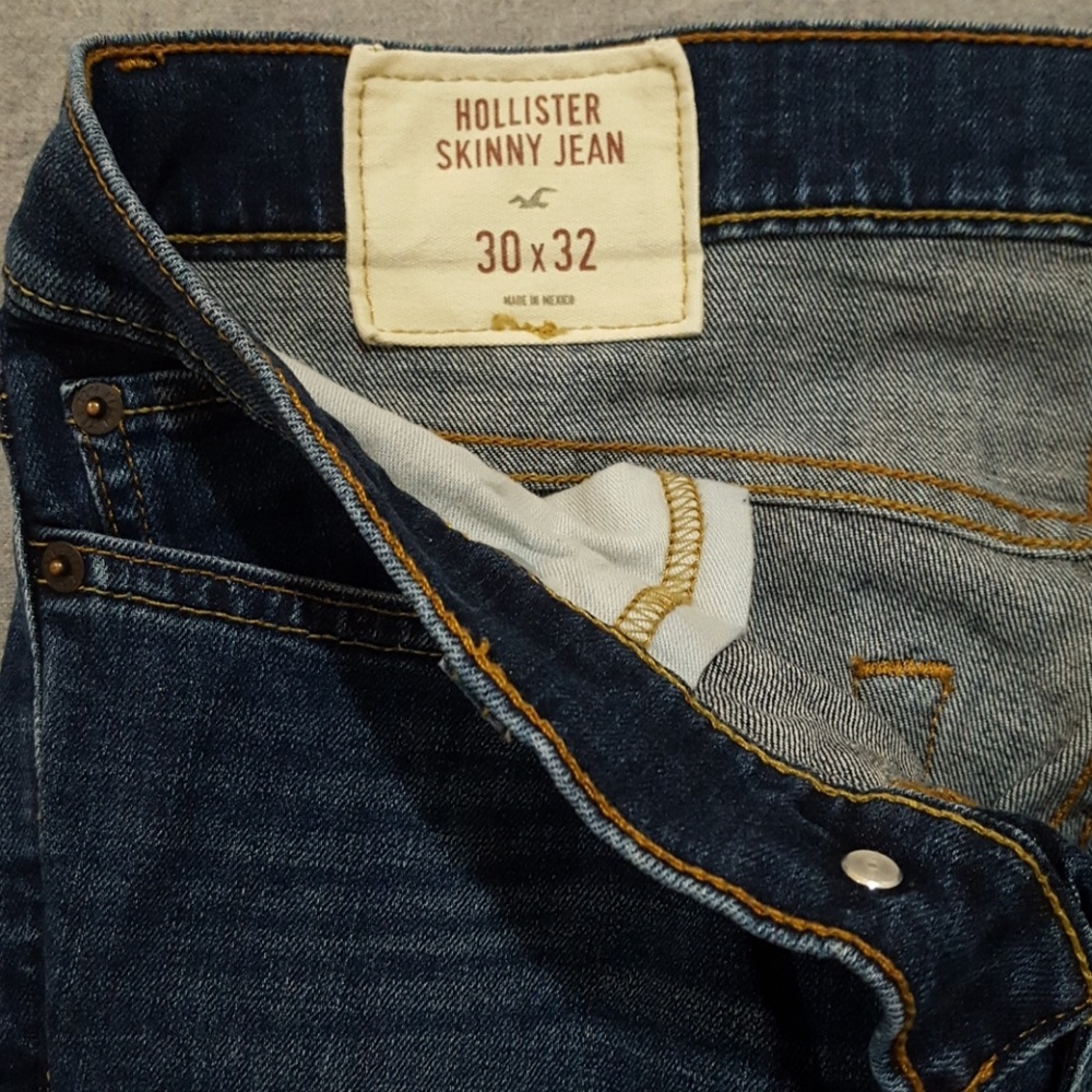 Mens 30/32 Hollister jeans